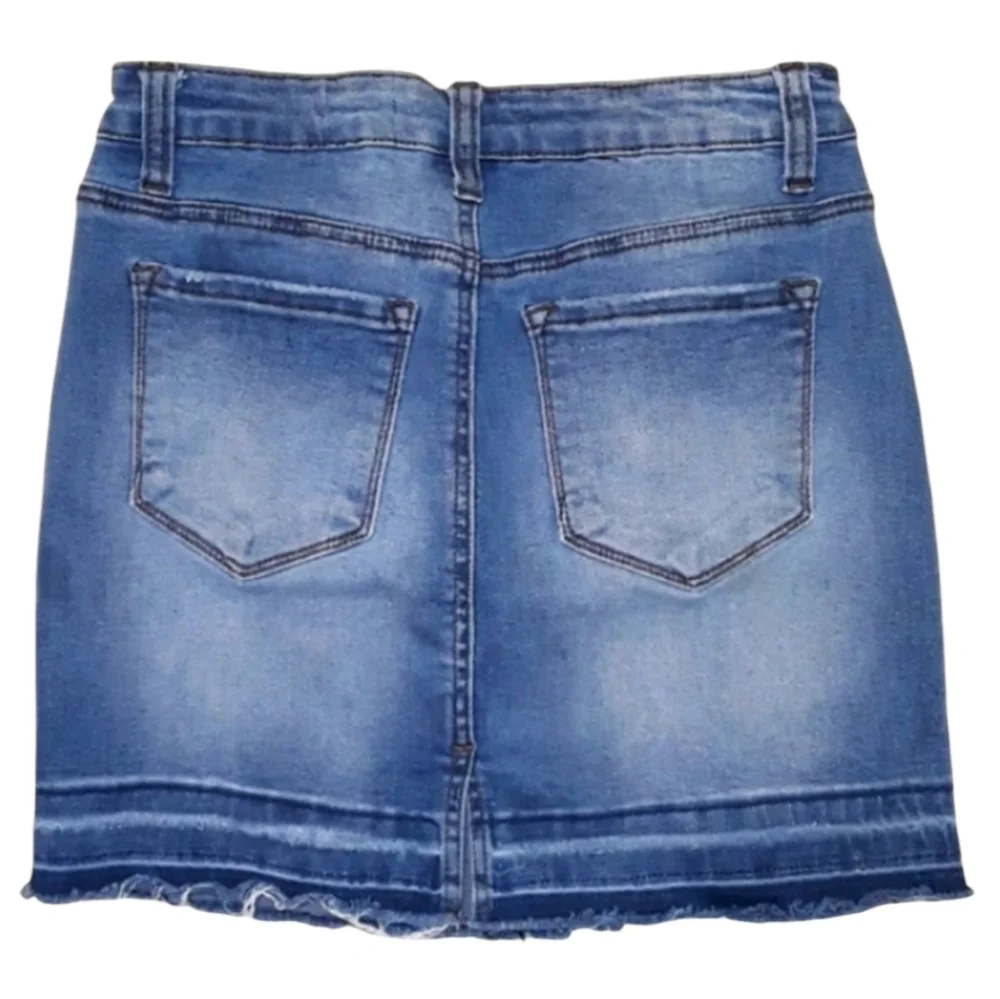 KanCan Jean Skirt. Women's Size: Waist 3/25x15 Inseam.